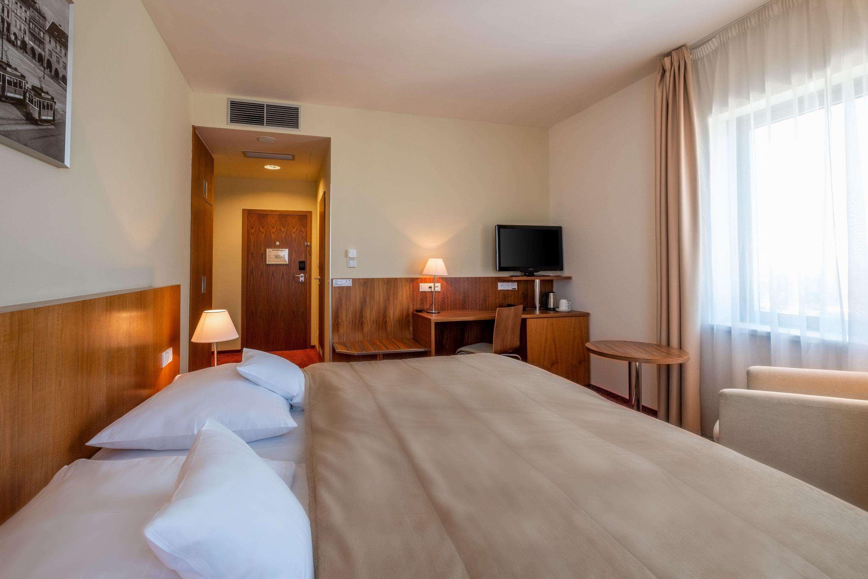 Clarion Congress Hotel Ceske Budejovice Bagian luar foto