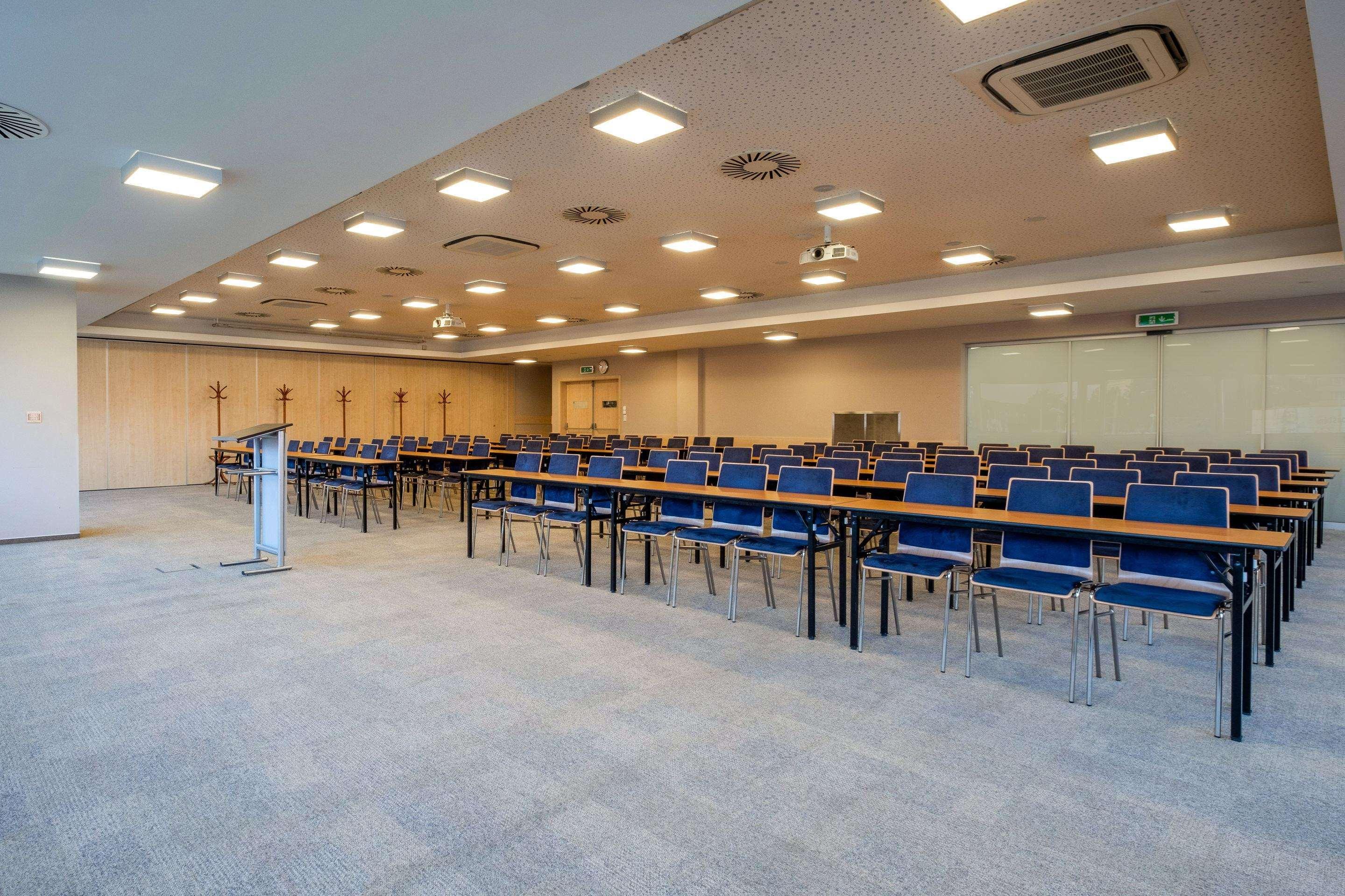 Clarion Congress Hotel Ceske Budejovice Bagian luar foto