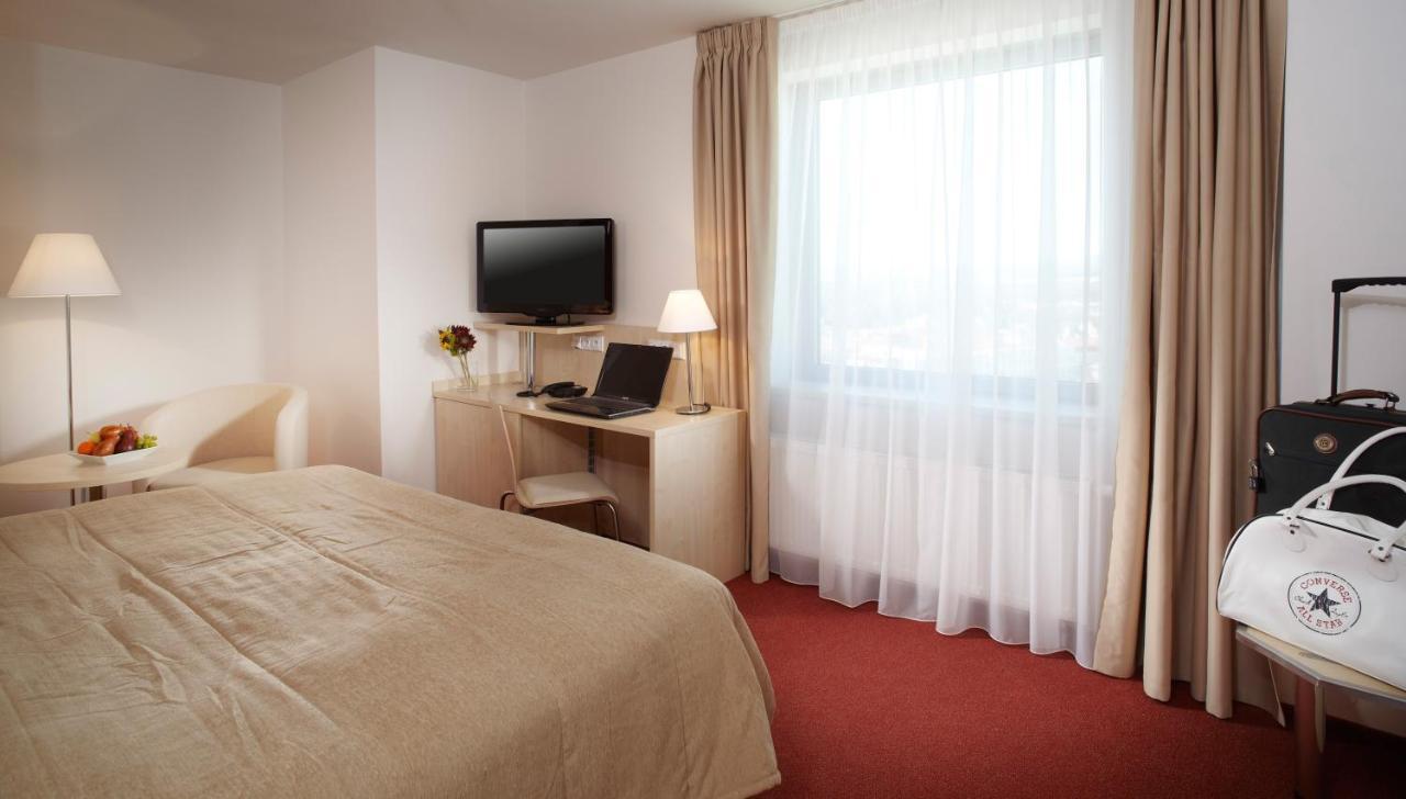 Clarion Congress Hotel Ceske Budejovice Bagian luar foto