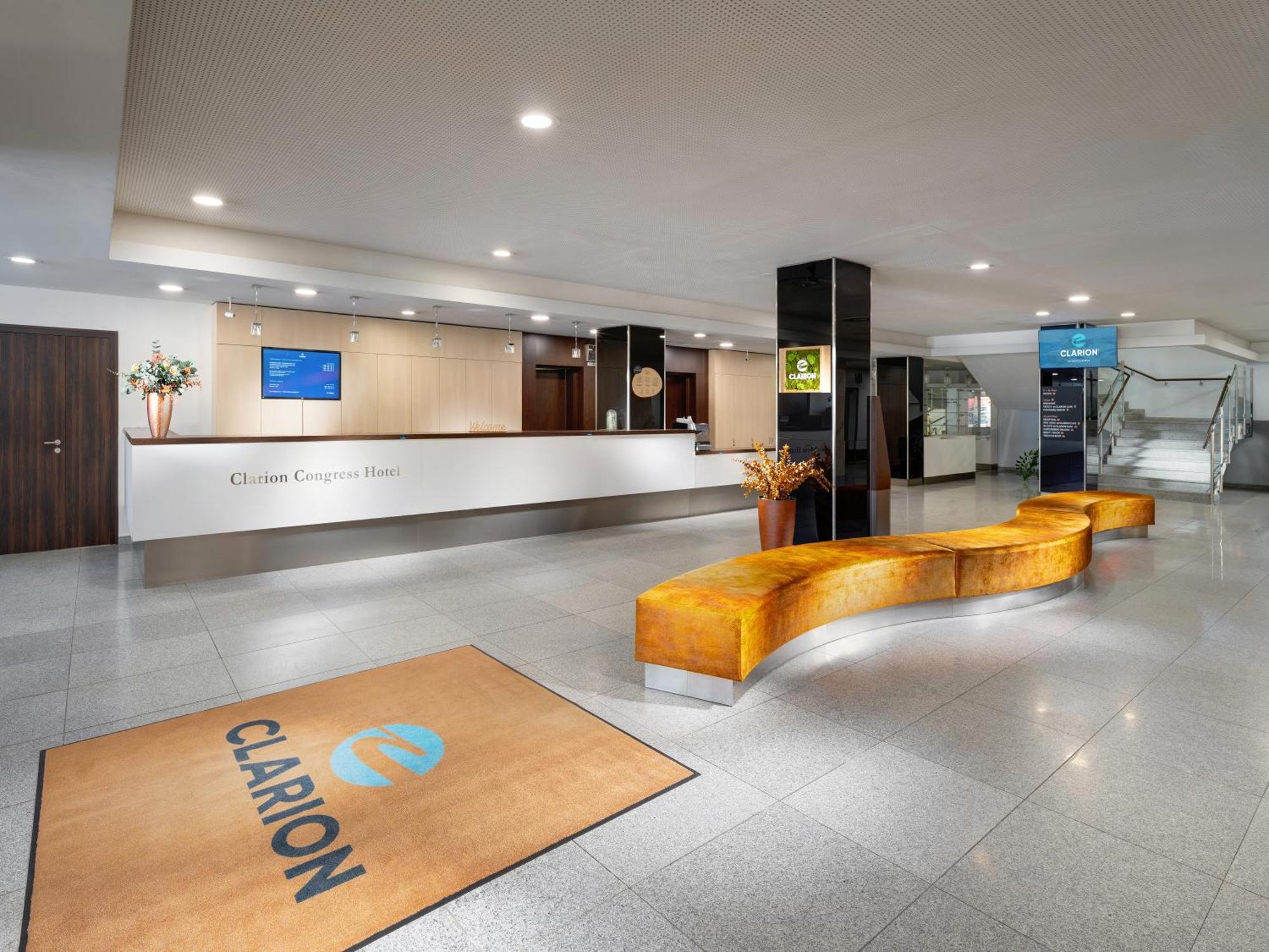 Clarion Congress Hotel Ceske Budejovice Bagian luar foto