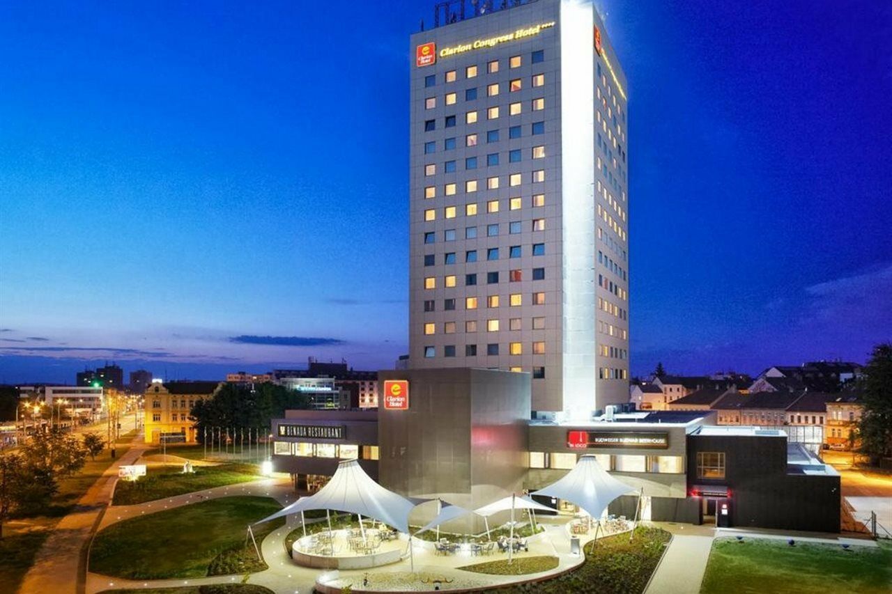 Clarion Congress Hotel Ceske Budejovice Bagian luar foto